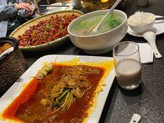 -万重锦·人文川菜馆(骡马市店)