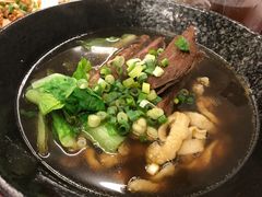 -尊品原汁牛肉面
