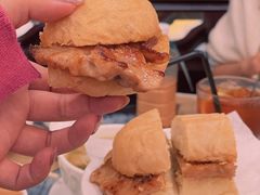 猪扒包-黄枝记(议事亭前地店)