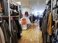 -优衣库(哈尔滨乐松广场店)