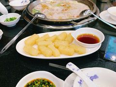 -老来福·非遗酸汤兔(凯旋路店)