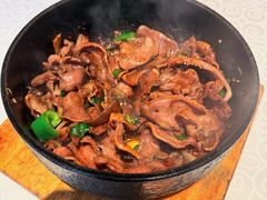 啫啫猪舌煲-小粤楼·怀旧粤菜(万辉国际广场店)