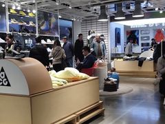 -NIKE品牌体验店(南京东路店)