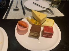 -隐秀山居酒店·秀厨融合西餐厅