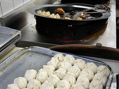 -黄阿姨锅贴大王(万航渡路店)