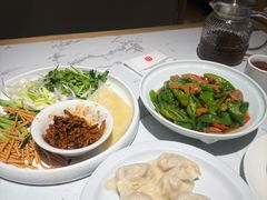 -关东小磨东北菜(漕河泾印象城店)