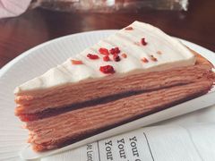 草莓红丝绒千层蛋糕-COSTA COFFEE(西湖天地店)