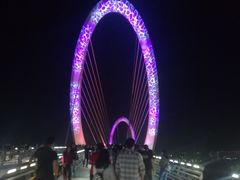 -南京眼步行桥