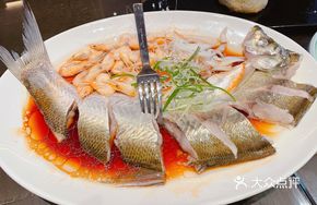 Crisp White Meats Steamed with Scallion Oil