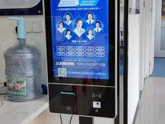 -宠颐生动物医院·小陆分院