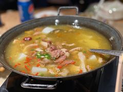 -霄汉牛三鲜湖北砂锅菜(万松园2店)