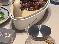 -八府香鸭·啫啫煲(华山路店)