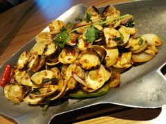 -大头虾越式风味餐厅(光明广场店)