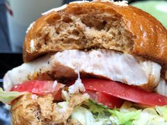 -The Habit Burger Grill 哈比特汉堡(复兴soho店)