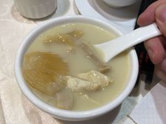 鸡煲中勾翅-凤城礼记鱼翅海鲜酒家(新马路总店)
