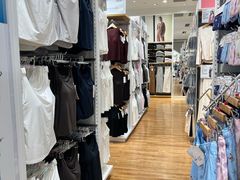-优衣库(深圳万象天地旗舰店)