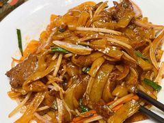 干炒牛河-味妙顺德厨房(绿地缤纷城店)