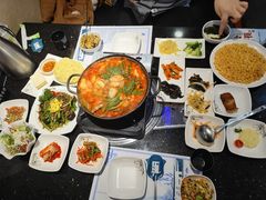 -青松馆韩国料理(香港中路佳世客店)