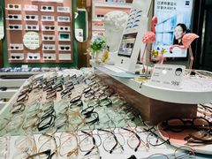 -GOOMI久米眼镜·蔡司·依视路·明月官方授权店(龙德紫金店)