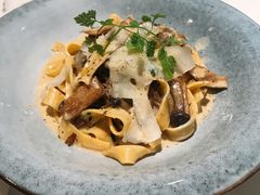 野菌手工宽面-潮一不贰·法式甜品·生日蛋糕·西式简餐(外滩店)