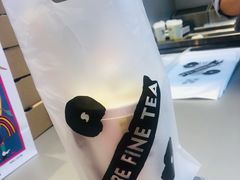 白桃红鲜奶茶-百分茶(盐城宝龙店)