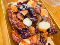 焦糖坚果肉桂卷-Let's Taipei 非常烘焙(太古里店)