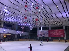 -冰纷万象滑冰场(沈阳万象城店)
