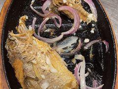 -潮界(LU·ONE凯德晶萃广场店)