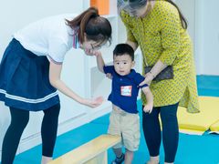 -乐融婴幼儿成长中心(四季青校区)