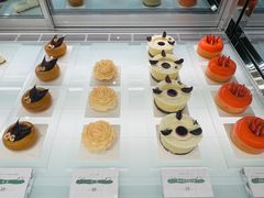 -潮一不贰·法式甜品·生日蛋糕·西式简餐(外滩店)