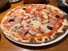 -JINNS锦时 steak&pizza(浸信会礼拜堂旧址店)