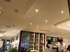 -港丽餐厅(高德置地店)