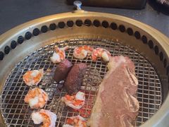 -铭牛烧肉·和牛海鲜自助(高新月牙湖店)