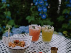 -Lamant Manor已闻花名關於藍
