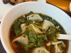 -上海西藏大厦万怡酒店Momo Cafe(徐汇店)