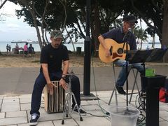 -东海岸人工湖美食村