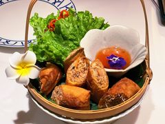 香炸蟹肉海胆春卷-KEAAMI 摩登泰 by TIAGO(颐堤港店)