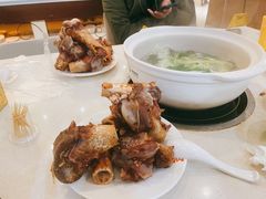 -泉福居酱骨头自助广场(南大街商业步行街店)