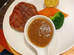 小蜜牛排-斗牛士牛排餐厅(嘉里汇店)