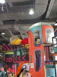 -欧酷世界动力星球(王府井奥莱UP TOWN店)