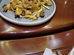 -胡记饭店(保工街店)