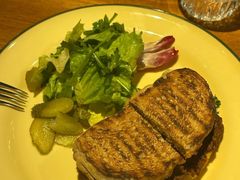 -JINNS锦时 steak&pizza(浸信会礼拜堂旧址店)