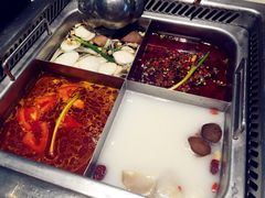 海底捞(凯德广场店)-海底捞火锅(九久奥特莱斯店)