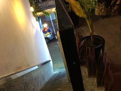 -Lanterns Vietnamese Restaurant
