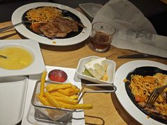 -豪客来牛排(人民东路店)