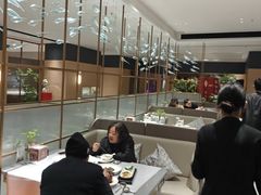 -红鼎豆捞·非遗鲍皇汤火锅(宝丰路店)