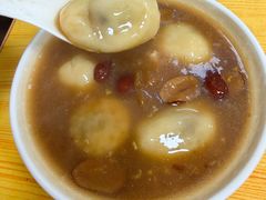 黑芝麻豆沙双拼-罗子龙罗家桂花汤圆(曹都巷店)