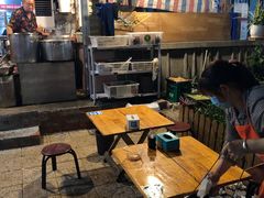 大堂-特色油卤串串(水碾河店)