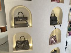 -六六奢品·vintage中古·回收二手奢侈品包包手表首饰(环球港店)