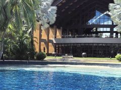 -三亚湾海居铂尔曼度假酒店